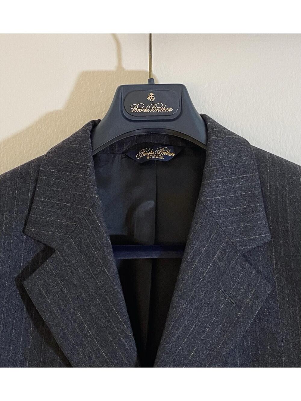 Brooks Brothers 43R Charcoal Pin Stripe Three Button Blazer